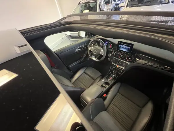 Mercedes-Benz CLA 45 AMG 2019 - 39990 EUR, 95000 km - AUTO.MOTO.pt - 95000km - foto 54 de 57