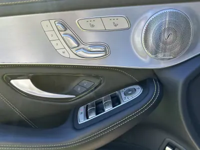 Mercedes-Benz GLC 63 AMG 2018 - 75000 EUR, 100000 km - 100000km - foto 38 de 93