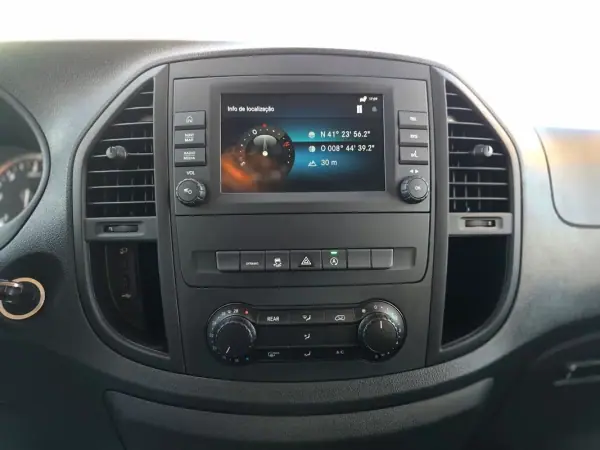 Mercedes-Benz Vito Tourer 2024 - 54990 EUR, 64000 km - AUTO.MOTO.pt - 64000km - foto 18 de 26