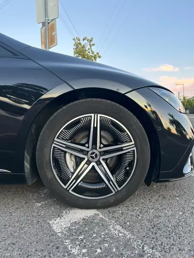 Mercedes-Benz EQE 2023 - 71900 EUR, 30600 km - AUTO.MOTO.pt - 30600km - foto 7 de 25
