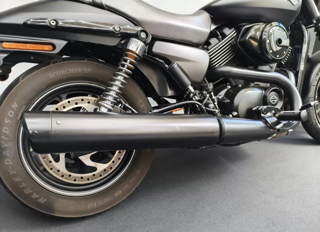 Harley-Davidson Dyna Glide Street Bob 2016 - 5950 EUR, 3000 km - AUTO.MOTO.pt - 3000km - foto 6 de 21