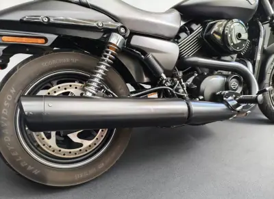 Harley-Davidson Dyna Glide Street Bob 2016 - 5950 EUR, 3000 km - AUTO.MOTO.pt - 3000km - foto 6 de 21