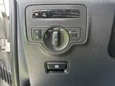 Mercedes-Benz Vito Tourer 2016 - 24900 EUR, 286000 km - AUTO.MOTO.pt - 286000km - foto 23 de 54
