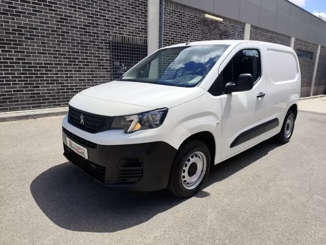 Peugeot Partner 1.6 HDI , 3 Lug. , Iva Dedutivel 2019 - 12480 EUR, 130000 km - AUTO.MOTO.pt - 130000km - foto 1 de 23