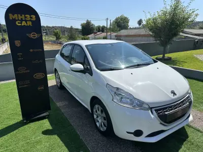 Peugeot 2015 - 6900 EUR, 230000 km - AUTO.MOTO.pt - 230000km - foto 4 de 40
