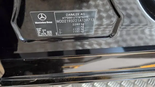 Mercedes-Benz CLS 320 2008 - 11900 EUR, 248910 km - 248910km - foto 57 de 64