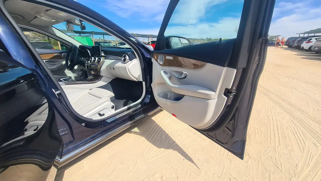 Mercedes-Benz C 180 2018 - 17990 EUR, 207000 km - 207000km - foto 9 de 11