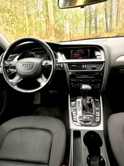 Audi A4 Avant 2013 - 14990 EUR, 181080 km - AUTO.MOTO.pt - 181080km - foto 19 de 25