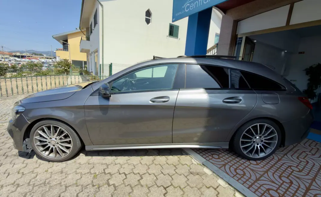 Mercedes-Benz CLA 220 2018 - 22950 EUR, 218000 km - AUTO.MOTO.pt - 218000km - foto 6 de 29
