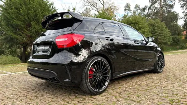Mercedes-Benz A 45 AMG 2015 - 30500 EUR, 134000 km - AUTO.MOTO.pt - 134000km - foto 17 de 22
