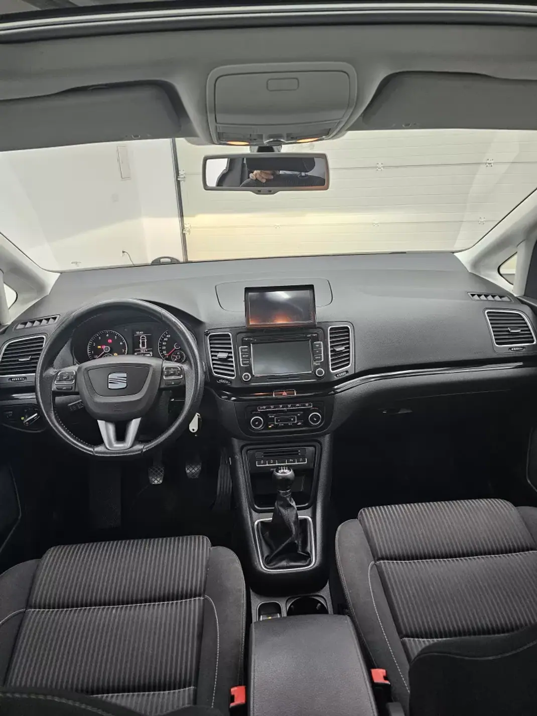 SEAT Alhambra 2011 - 12650 EUR, 216141 km - AUTO.MOTO.pt - 216141km - foto 41 de 51