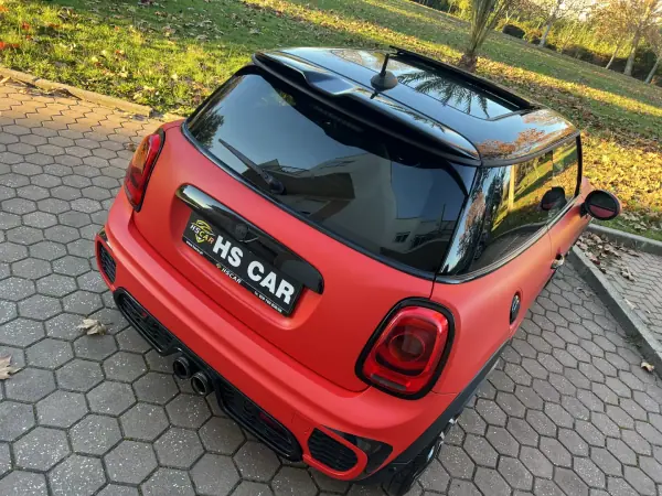 MINI John Cooper Works 2017 - 24965 EUR, 126000 km - AUTO.MOTO.pt - 126000km - foto 12 de 61