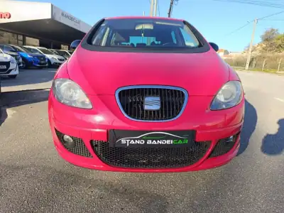 SEAT Altea 2004 - 7500 EUR, 330000 km - AUTO.MOTO.pt - 330000km - foto 8 de 17