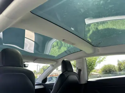 Tesla Model 3 2019 - 21900 EUR, 86000 km - AUTO.MOTO.pt - 86000km - foto 50 de 64