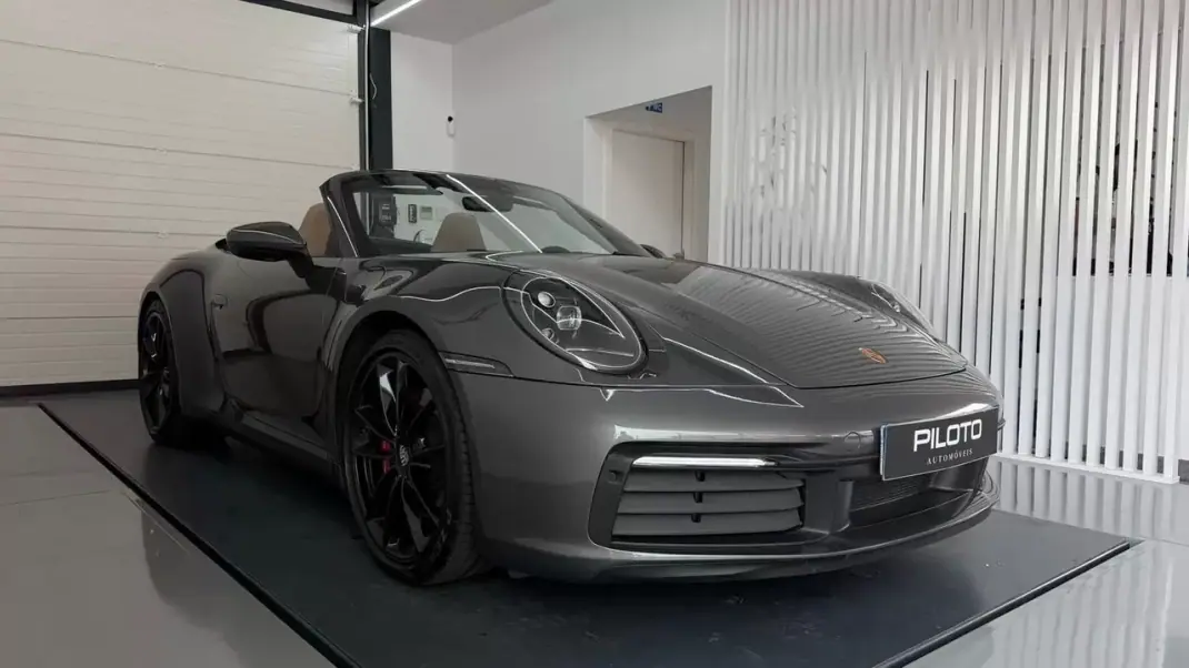 Porsche 911 2019 - 129990 EUR, 76079 km - AUTO.MOTO.pt - 76079km - foto 6 de 24