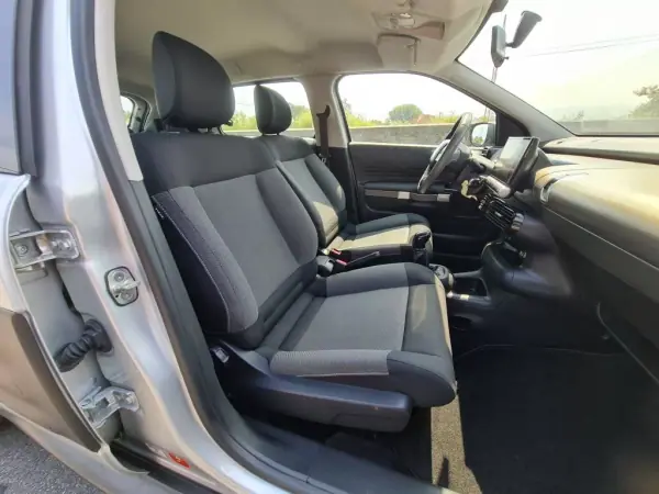 Citroën C4 Cactus 2016 - 11990 EUR, 108000 km - AUTO.MOTO.pt - 108000km - foto 26 de 29
