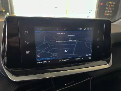 Peugeot 208 2022 - 14600 EUR, 41453 km - AUTO.MOTO.pt - 41453km - foto 11 de 22