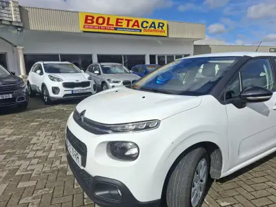 Citroën C3 2019 - 12000 EUR, 121500 km - AUTO.MOTO.pt - 121500km - foto 11 de 31
