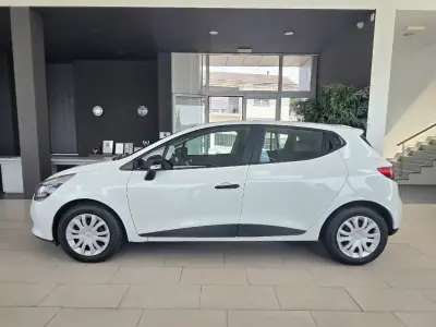 Renault Clio 1.5 Dci Van 2014 - 5750 EUR, 192158 km - AUTO.MOTO.pt - 192158km - foto 3 de 15