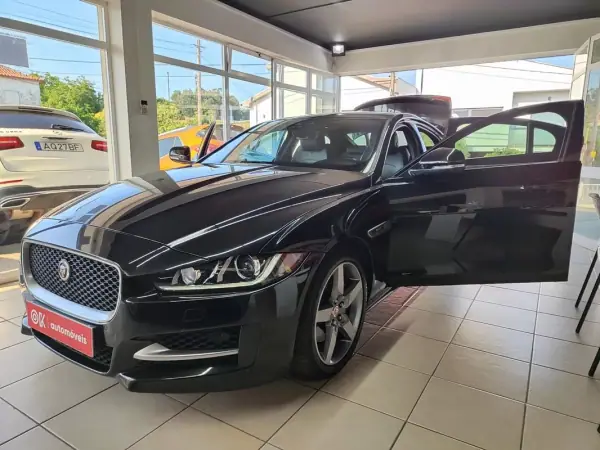 Jaguar XE 2017 - 14250 EUR, 243000 km - AUTO.MOTO.pt - 243000km - foto 21 de 34