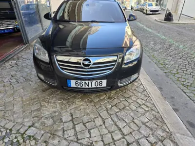 Opel Insignia Sports Tourer 2013 - 6000 EUR, 229000 km - foto 2 de 23