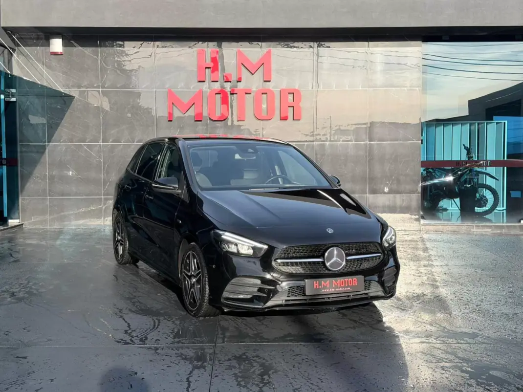 Mercedes-Benz B 250 2020 - 24900 EUR, 59000 km - AUTO.MOTO.pt - 59000km - foto 1 de 14