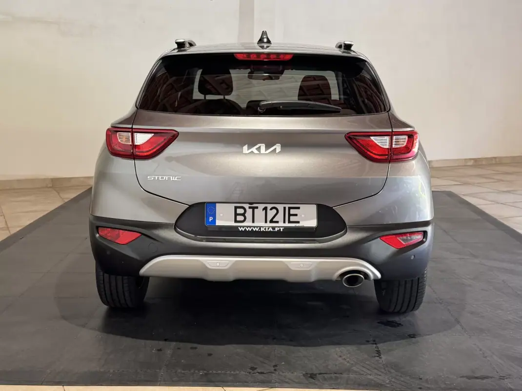 Kia Stonic 2025 - 16990 EUR, 19459 km - AUTO.MOTO.pt - 19459km - foto 6 de 25