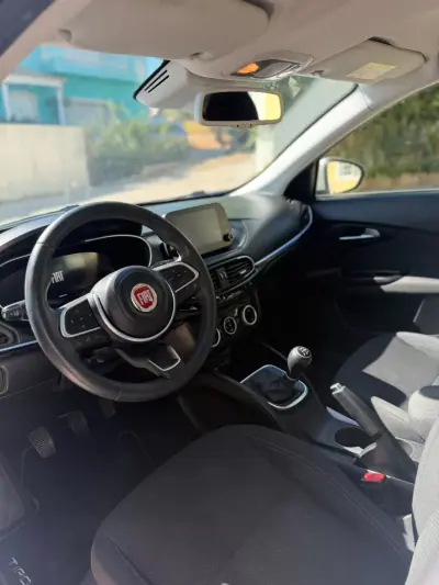 Fiat Tipo 2021 - 13900 EUR, 122524 km - AUTO.MOTO.pt - 122524km - foto 6 de 8