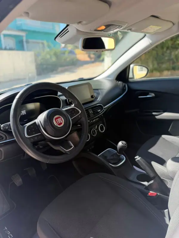 Fiat Tipo 2021 - 13900 EUR, 122524 km - AUTO.MOTO.pt - 122524km - foto 6 de 8