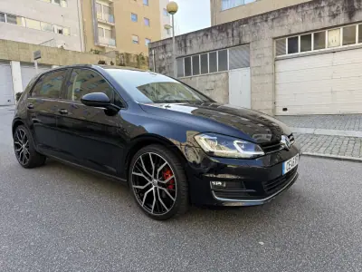 Volkswagen Golf 2016 - 13950 EUR, 258000 km - AUTO.MOTO.pt - 258000km - foto 2 de 15
