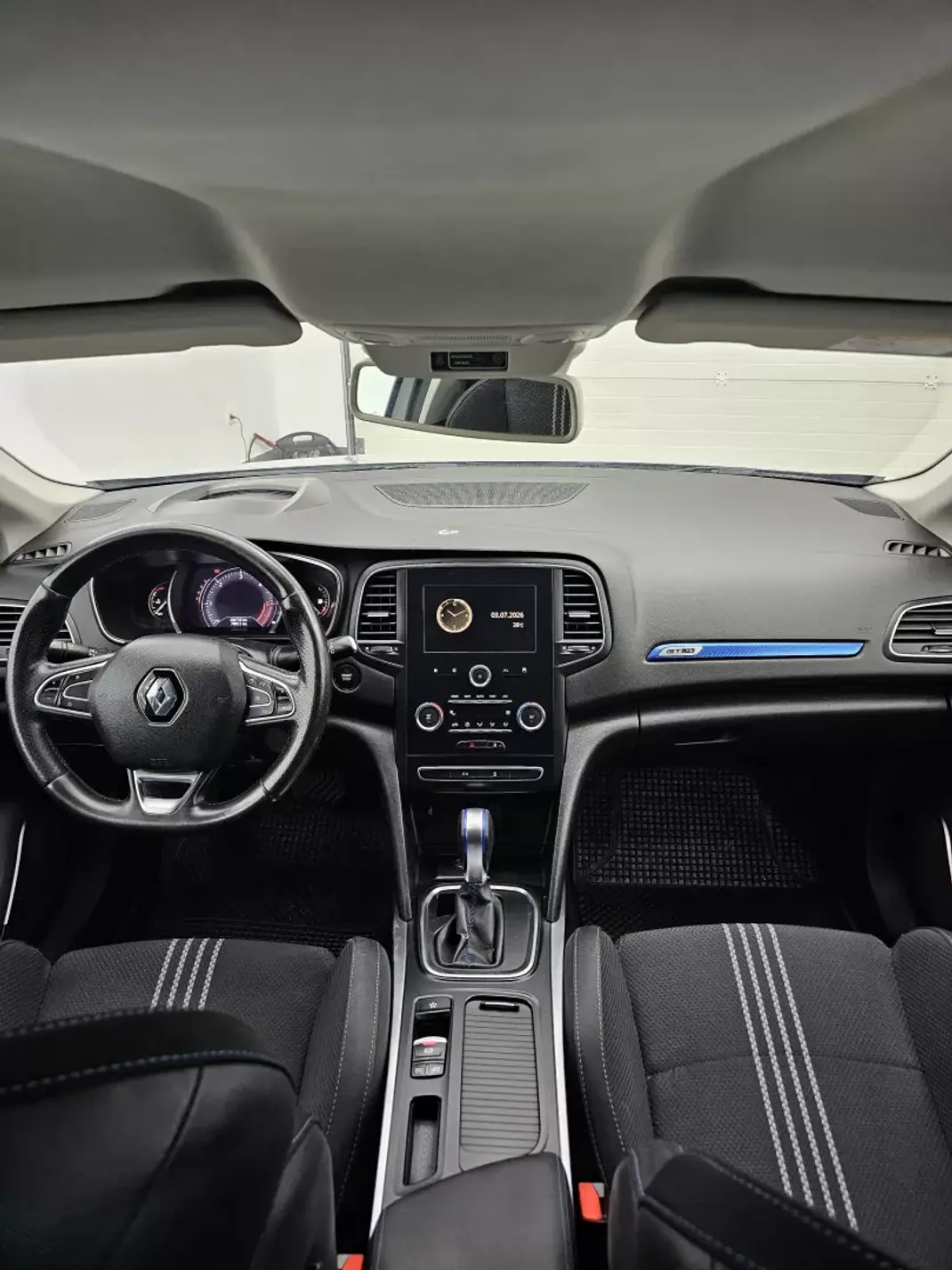 Renault Mégane Sport Tourer 2019 - 11950 EUR, 286730 km - 286730km - foto 45 de 52