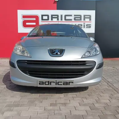 Peugeot 207 2007 - 5500 EUR, 181334 km - AUTO.MOTO.pt - 181334km - foto 2 de 15