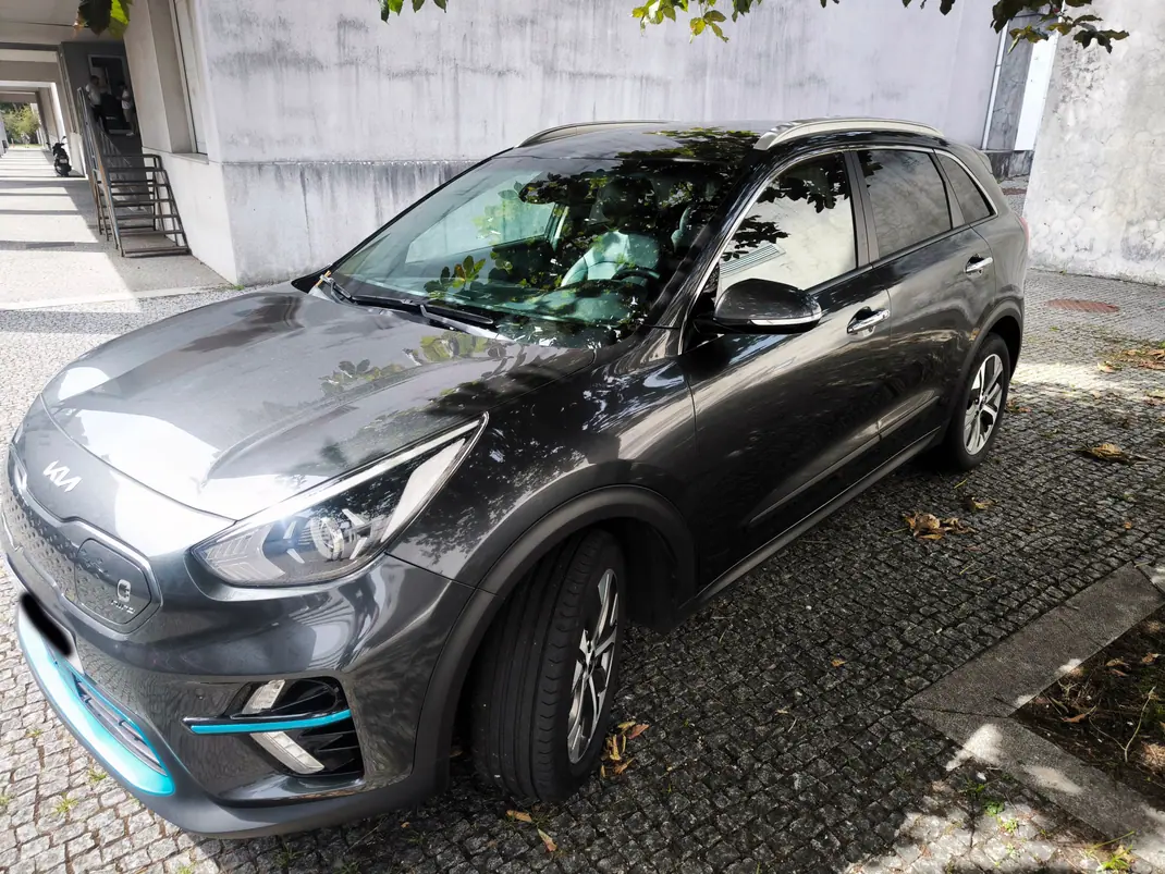 Kia e-Niro 2021 - 21500 EUR, 157000 km - 157000km - foto 12 de 15