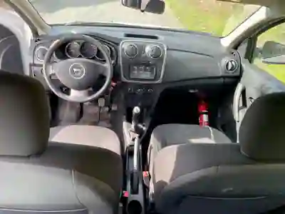 Dacia Sandero 2013 - 7490 EUR, 189000 km - AUTO.MOTO.pt - 189000km - foto 3 de 13