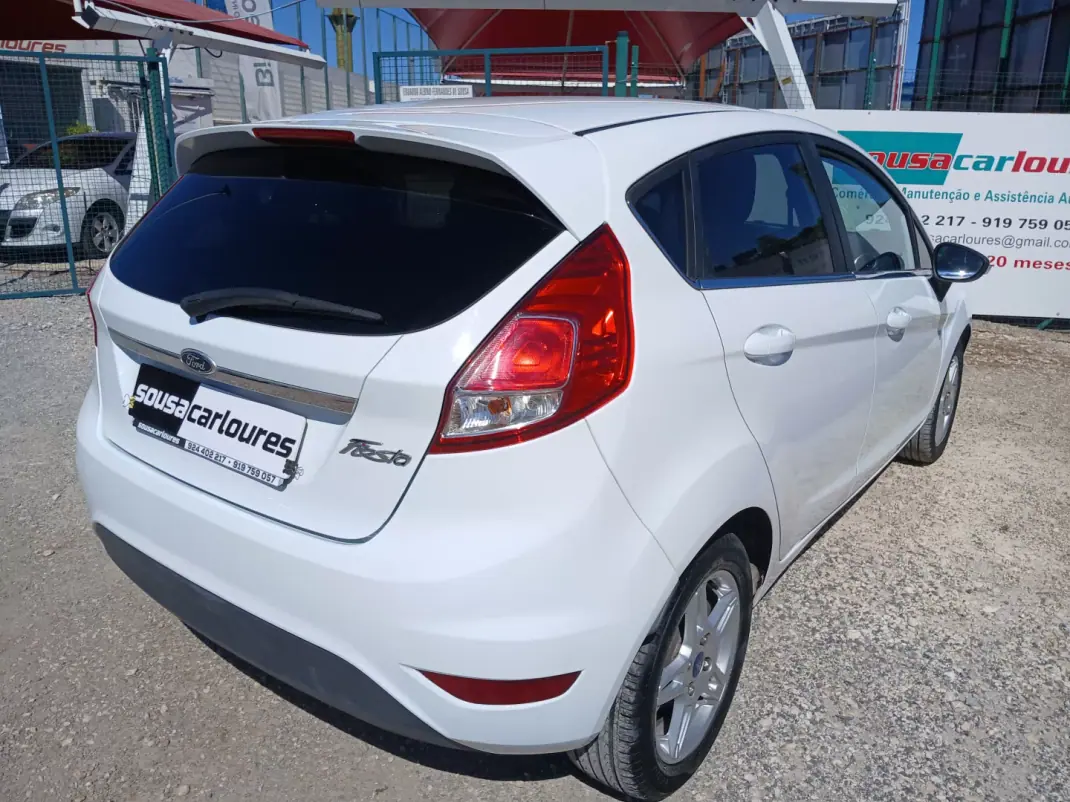 Ford Fiesta 2014 - 7350 EUR, 78604 km - 78604km - foto 6 de 22
