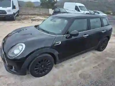 MINI Clubman 2016 — foto 4 de 15