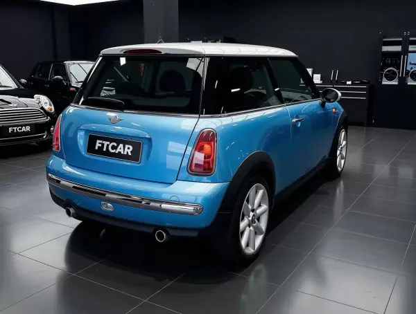 MINI Cooper 2005 - 6990 EUR, 157137 km - AUTO.MOTO.pt - 157137km - foto 2 de 13