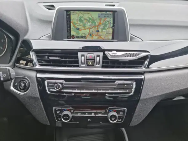 BMW X1 2016 - 16500 EUR, 168000 km - AUTO.MOTO.pt - 168000km - foto 21 de 32