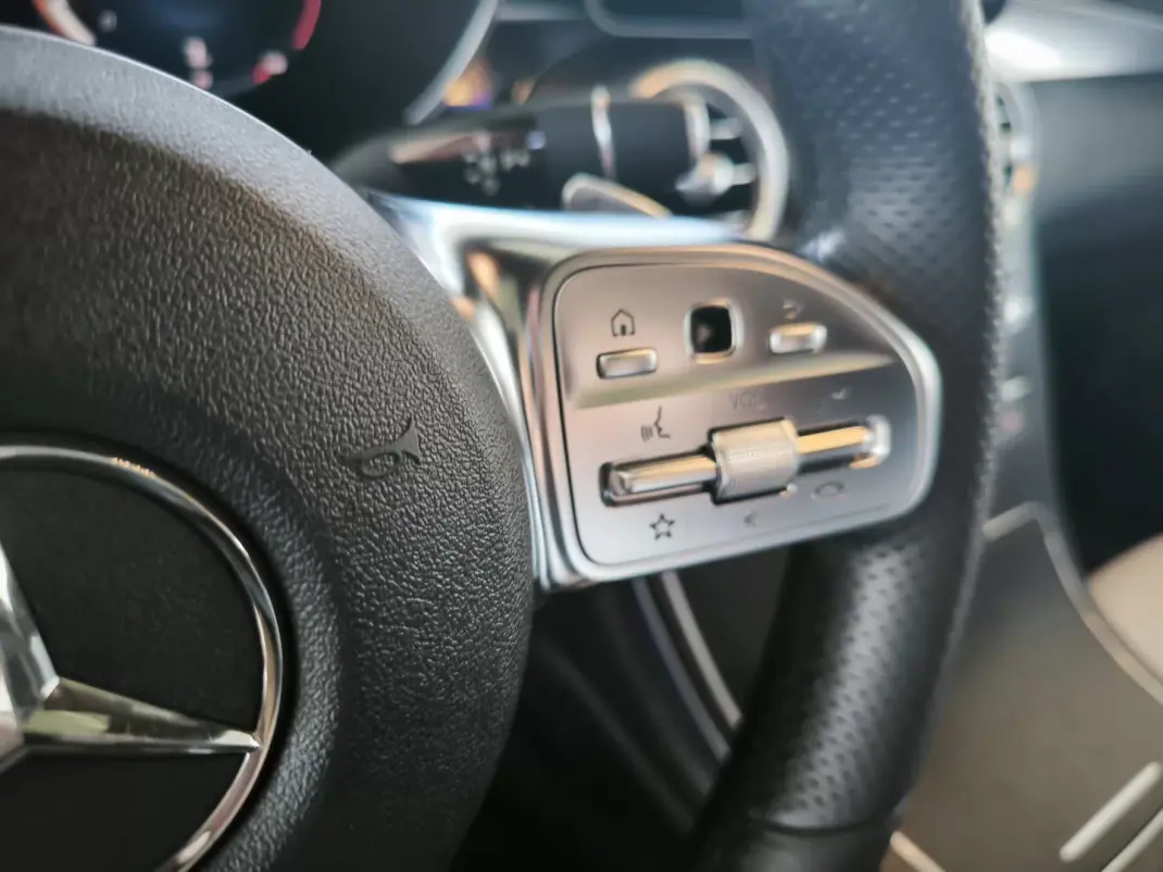 Mercedes-Benz GLC 220 2020 - 38950 EUR, 249800 km - AUTO.MOTO.pt - 249800km - foto 48 de 64