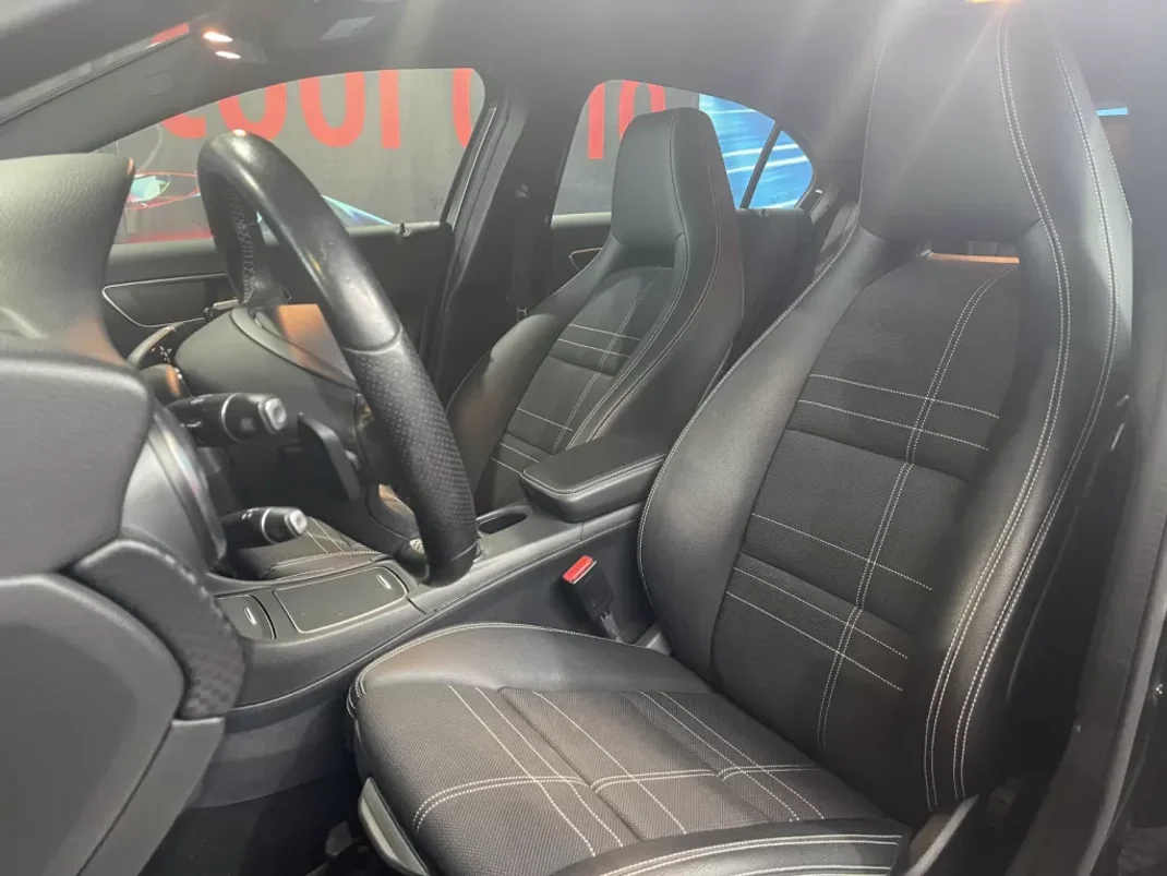 Mercedes-Benz A 200 2016 - 18450 EUR, 188000 km - AUTO.MOTO.pt - 188000km - foto 27 de 42