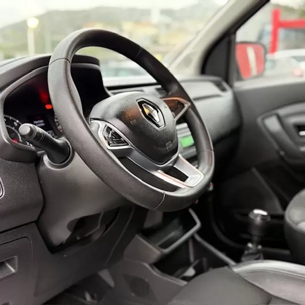 Renault EXPRESS 1.5 DCI 95 COMFORT BLUE VAN 2022 - 11500 EUR, 171000 km - AUTO.MOTO.pt - 171000km - foto 5 de 14