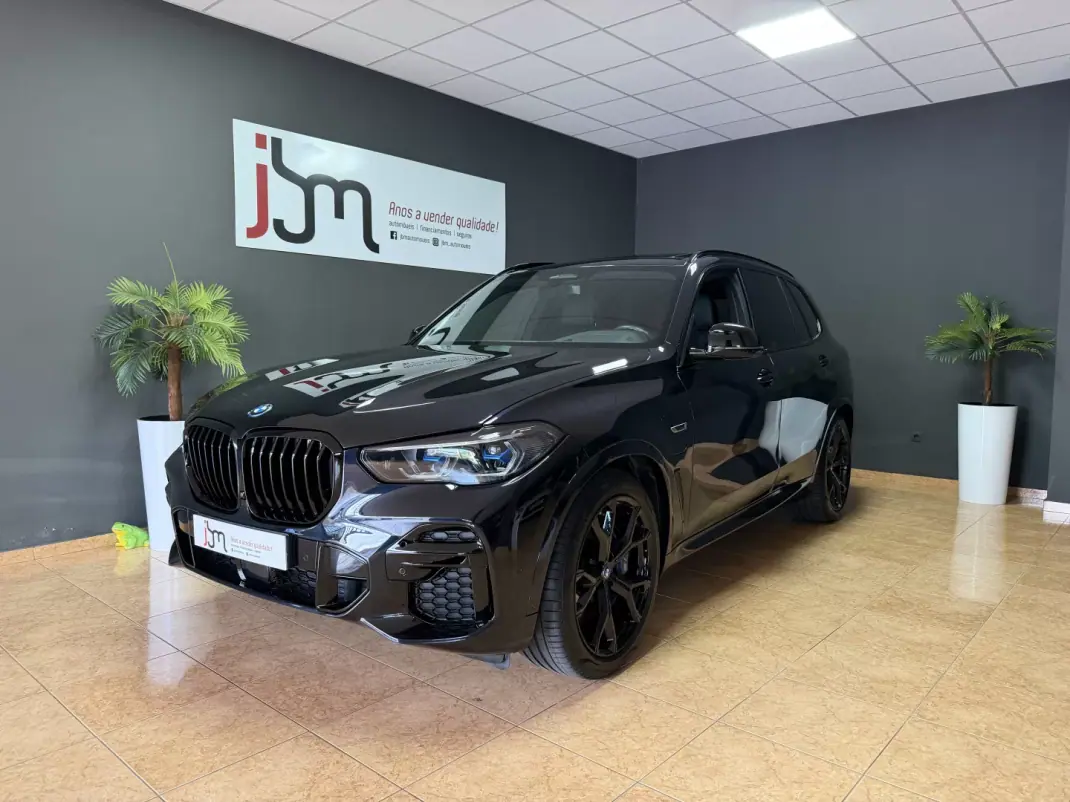 BMW X5 2022 - 57990 EUR, 149987 km - AUTO.MOTO.pt - 149987km - foto 1 de 31
