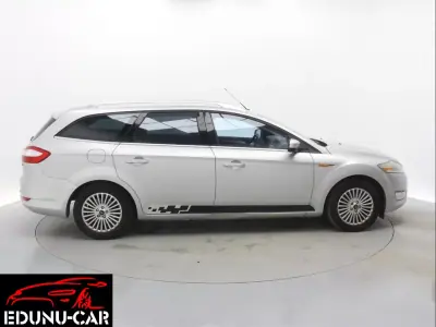 Ford Mondeo SW 2010 - 5999 EUR, 210000 km - AUTO.MOTO.pt - 210000km - foto 5 de 12