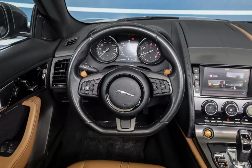 Jaguar F-Type 2016 - 62500 EUR, 53238 km - AUTO.MOTO.pt - 53238km - foto 13 de 26