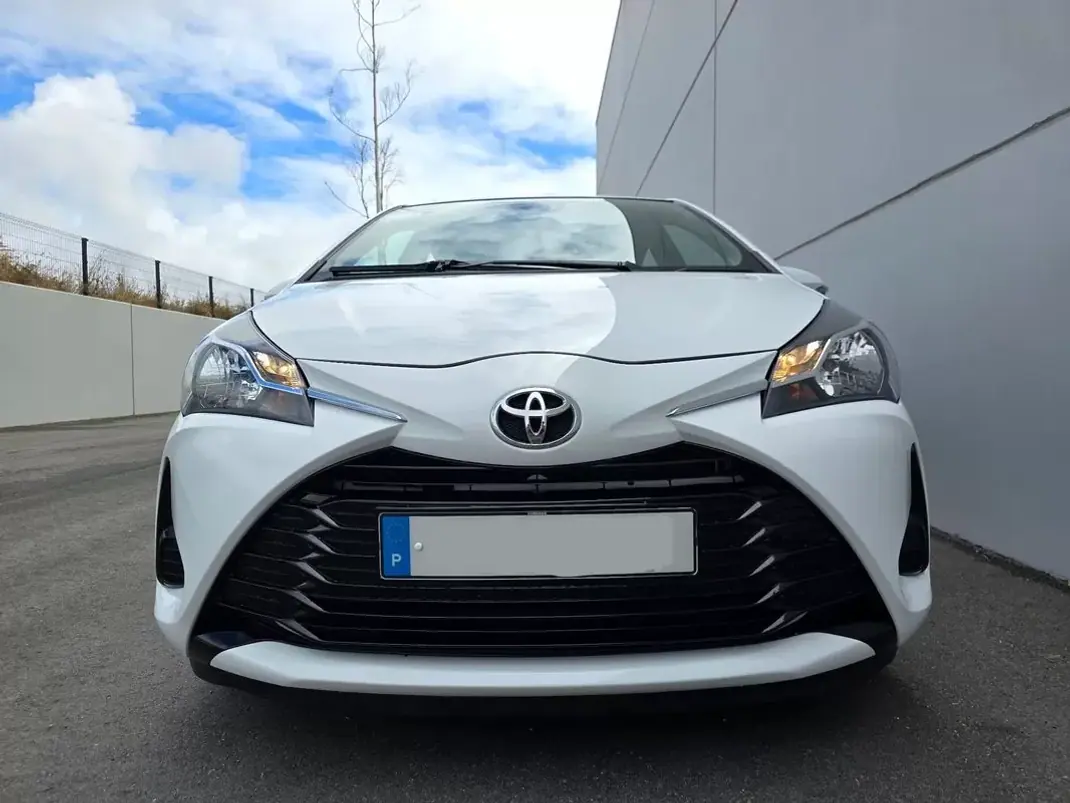 Toyota Yaris 2019 - 11500 EUR, 35900 km - 35900km - foto 8 de 21
