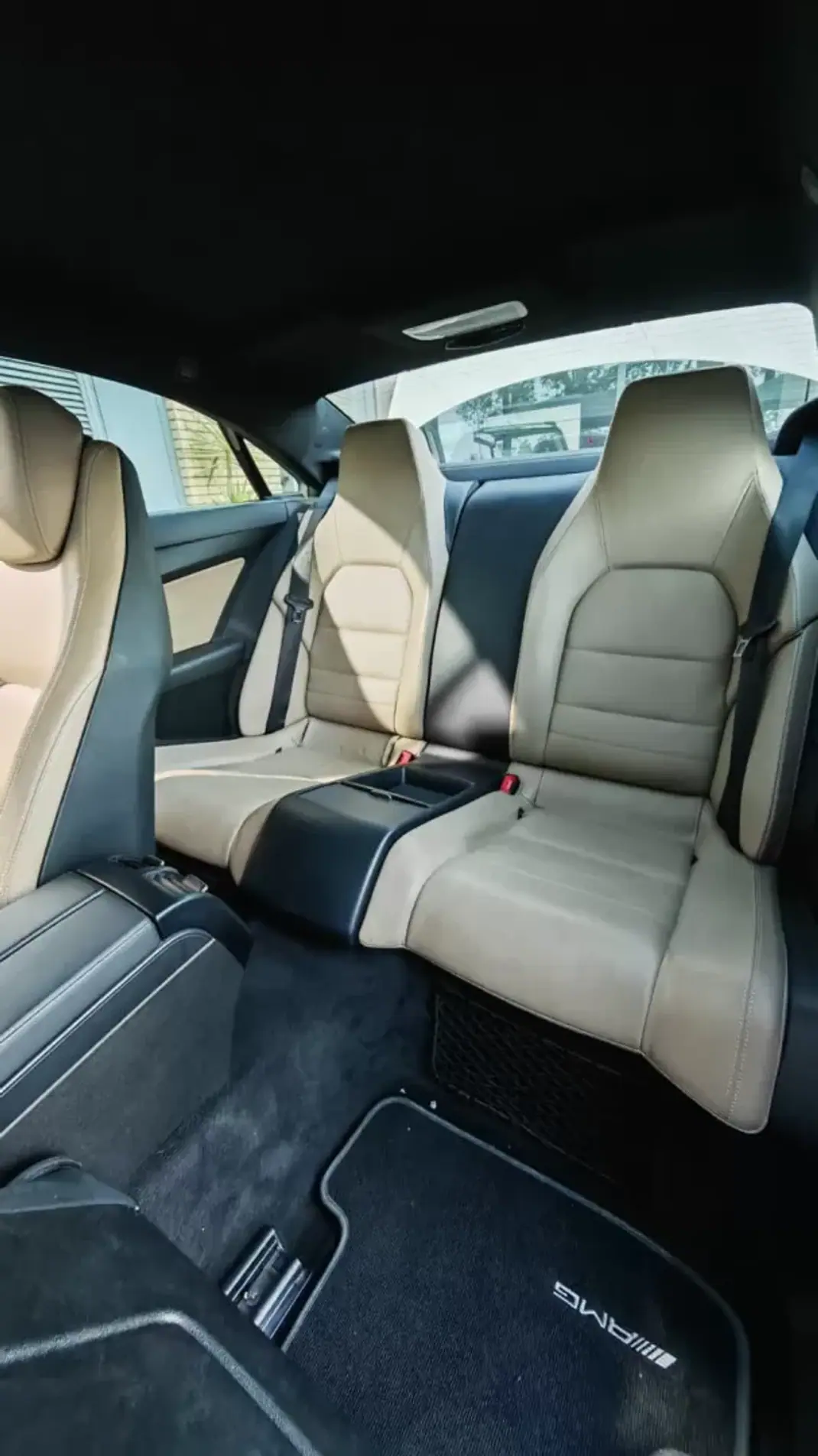 Mercedes-Benz E 250 2010 - 18850 EUR, 170781 km - AUTO.MOTO.pt - 170781km - foto 16 de 17