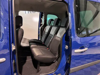 Renault Kangoo 2019 - 15900 EUR, 177924 km - AUTO.MOTO.pt - 177924km - foto 8 de 35
