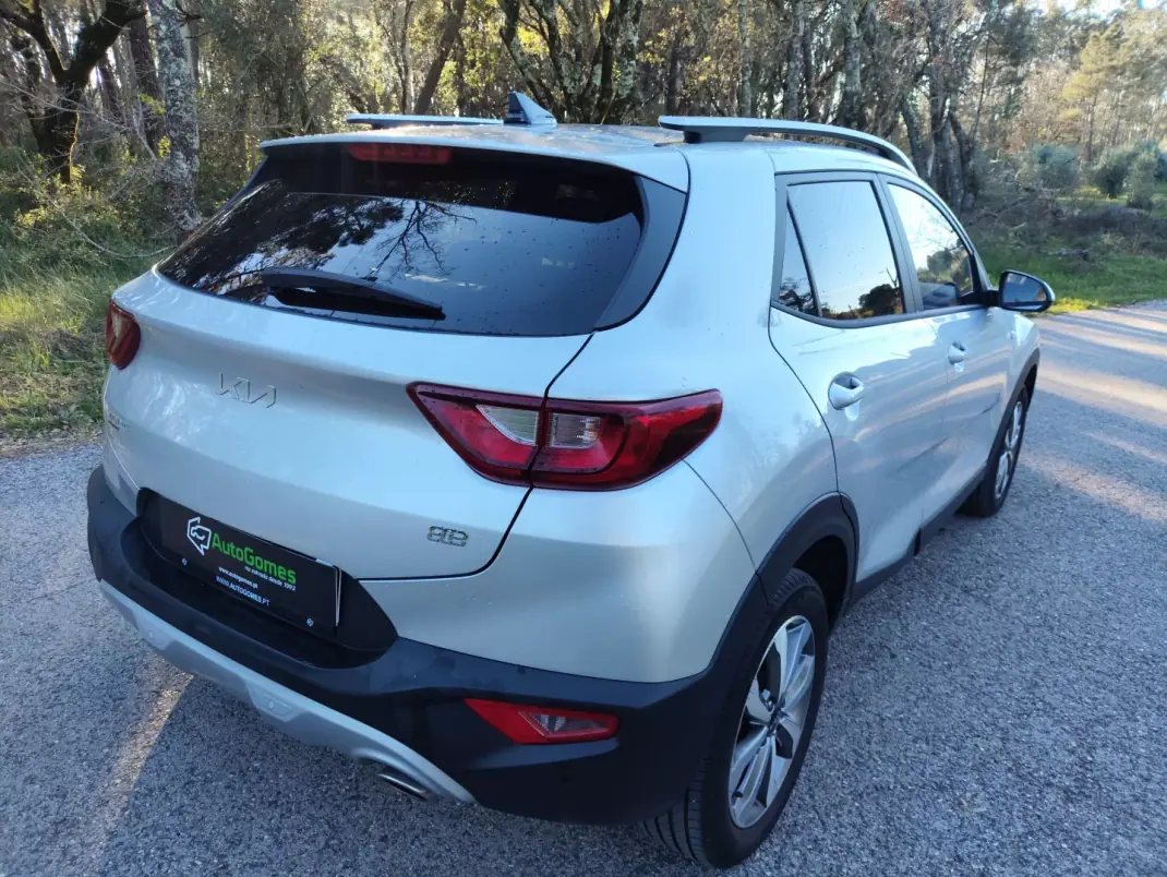 Kia Stonic 2025 - 17250 EUR, 22410 km - AUTO.MOTO.pt - 22410km - foto 15 de 20