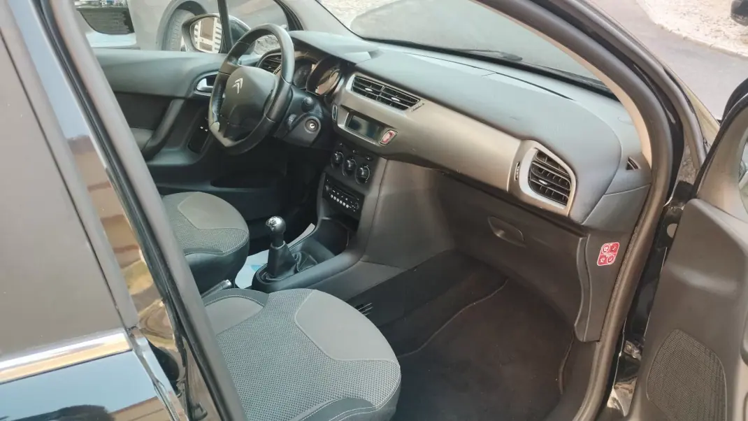 Citroën C3 2014 - 5990 EUR, 130567 km - AUTO.MOTO.pt - 130567km - foto 9 de 18
