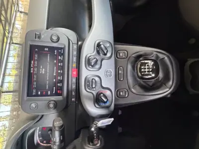 Fiat Panda 2022 - 9900 EUR, 93700 km - AUTO.MOTO.pt - 93700km - foto 3 de 12